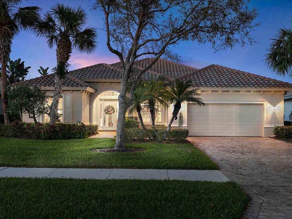1st image of 11905 Heather Woods Ct