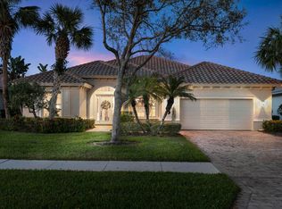 11905 Heather Woods Ct, Naples, FL 34120