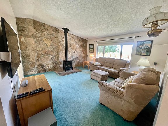4th image of 6410 NE Ochoco Hwy