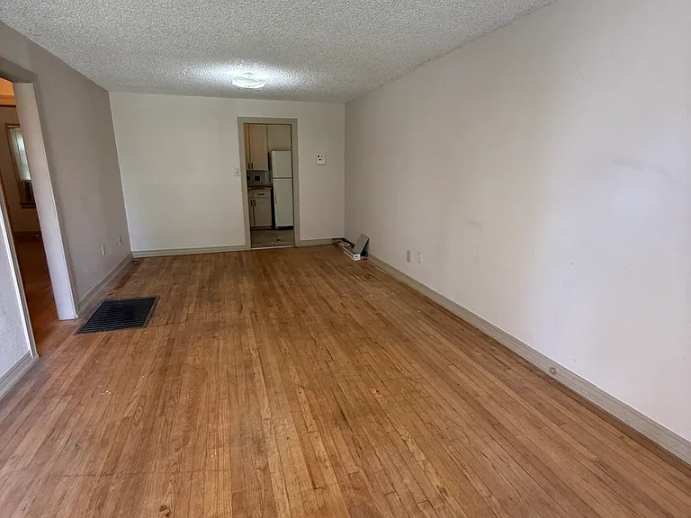 3108 Cashion Pl — Photo 30