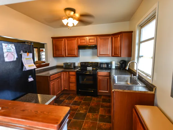 329 Taft Ave, Carneys Point, NJ 08069