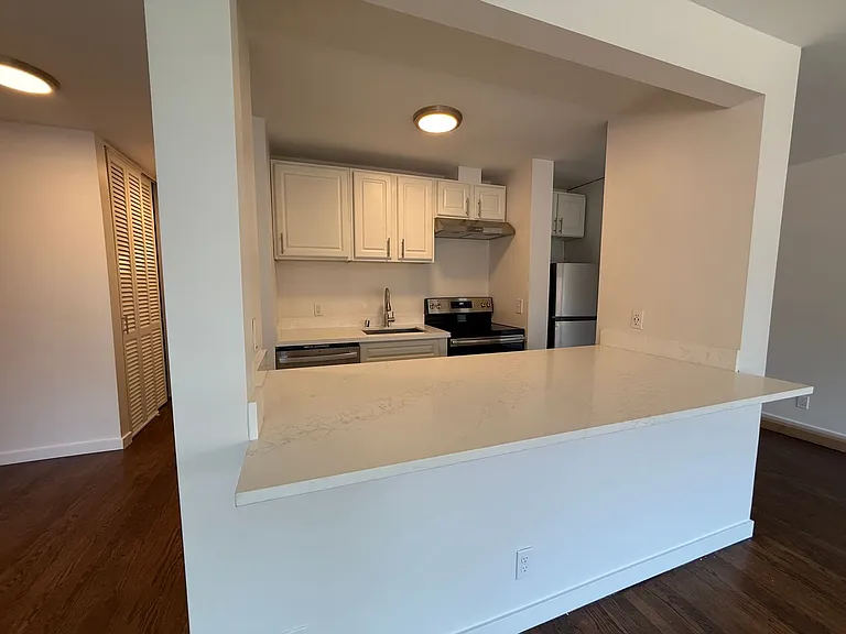 Century Terrace — Photo 57