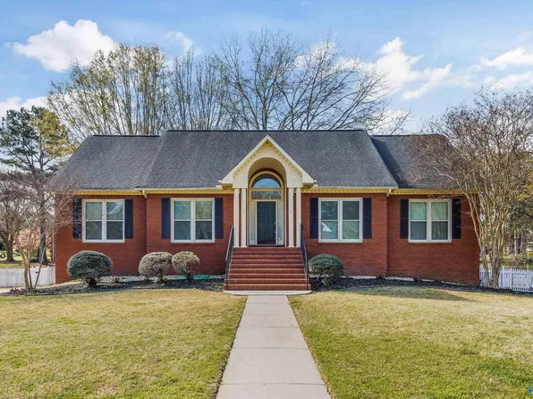 87 Jay Dr, Madison, AL 35758