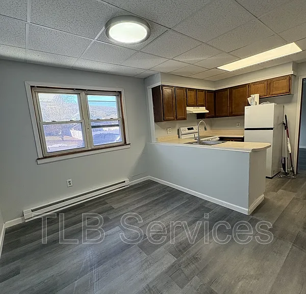 563 Washington Ave #1E — Photo 4