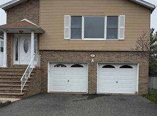 60 Jackson Pl, Moonachie, NJ