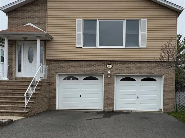 60 Jackson Pl, Moonachie, NJ 07074
