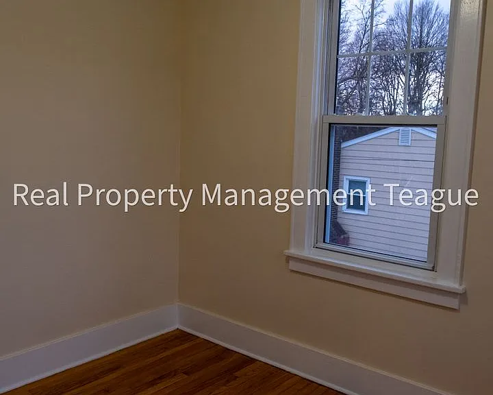 64 Highland Dr #1 — Photo 12
