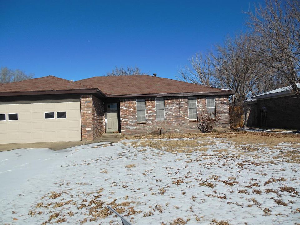 1st image of 9 Thunderbird Dr