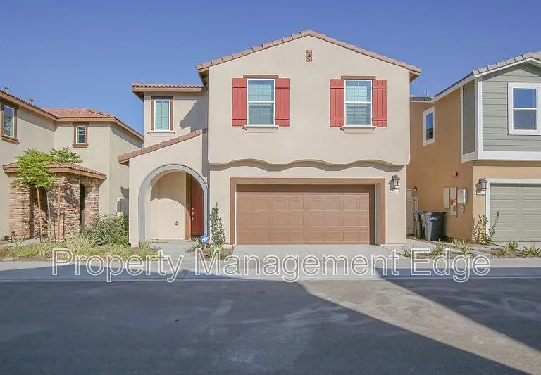 36644 Desert Tortoise Rd — Photo 1