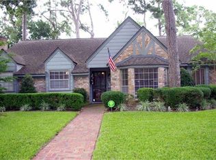 1011 Tuliptree Ln, Houston, TX 77090