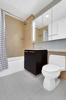 Rented by Cooper & Cooper Real Estate | media 6