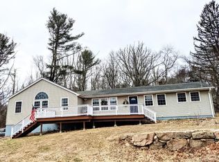 85 Stillman Rd, North Stonington, CT 06359