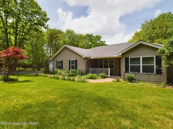 1340 Allegheny Dr, Blakeslee, PA 18610