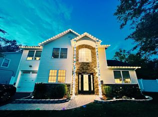 39 Ashley Rd, Edison, NJ 08817