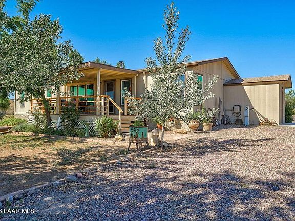 5th image of 2810 N Sunset Dr