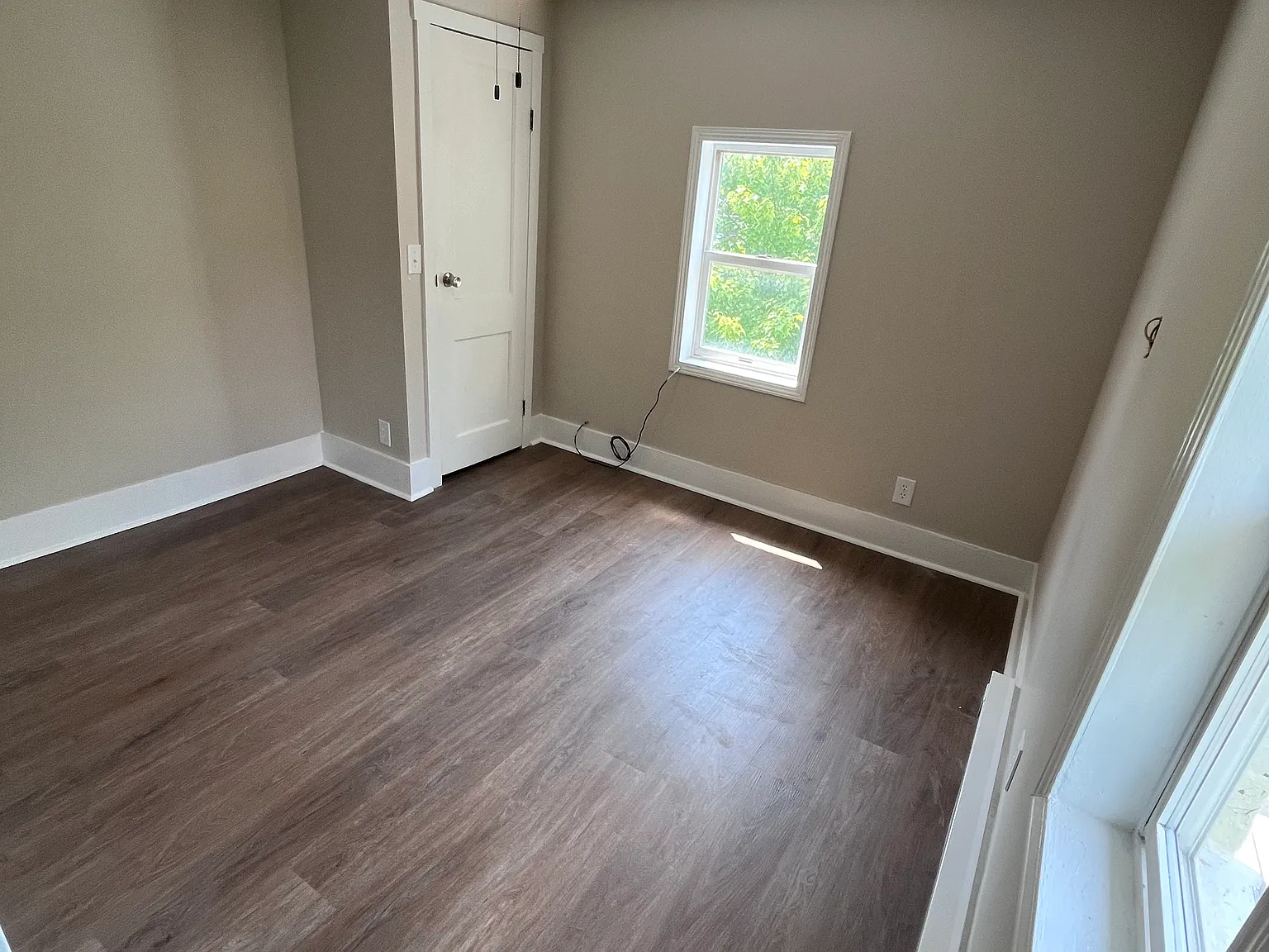 1 bed, $1,000 — Photo 3
