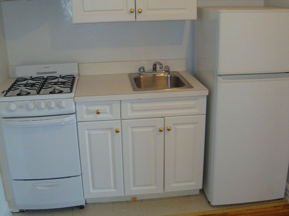 1st image of 6541 Saunders St APT 4A