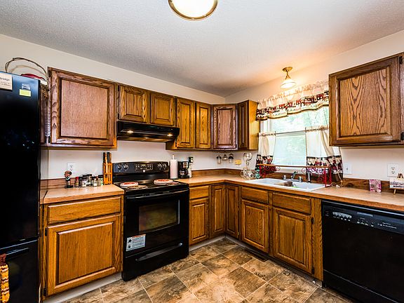 4th image of 7034 Curtis Dr