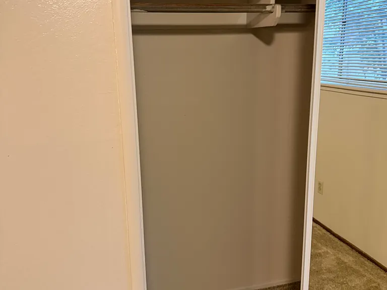 2406 G St — Photo 9