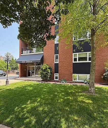 570 William St #505 Photo 1