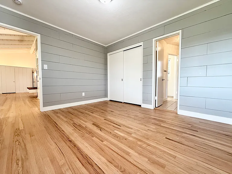 3562 Addison St — Photo 17