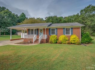 706 Whitaker Rd, Shelby, NC 28152