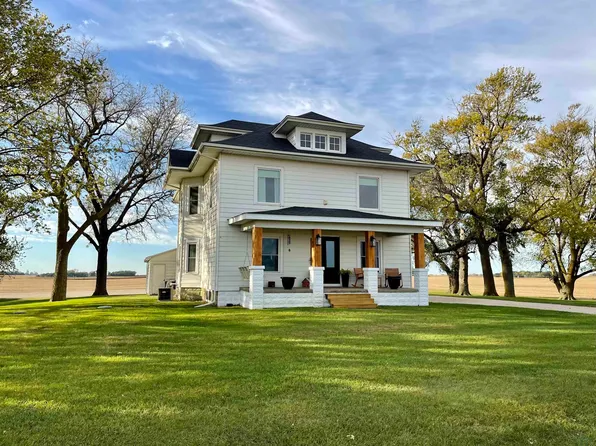 1964 600th St, Newell, IA 50568