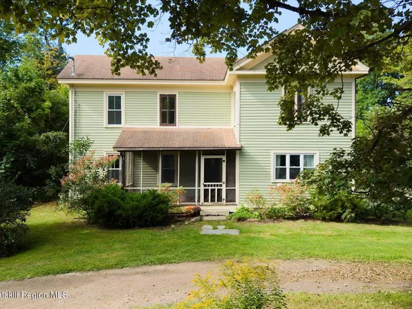 120 Beebe Pond Road, Austerlitz, NY 12017