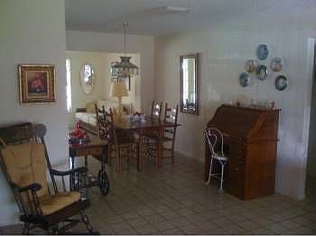 5th image of 1051 NW 48th Pl