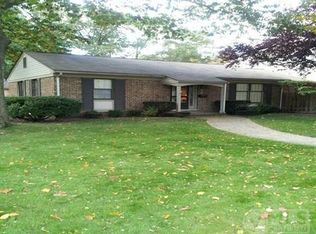 1481 Seminole Rd, Norton Shores, MI 49441