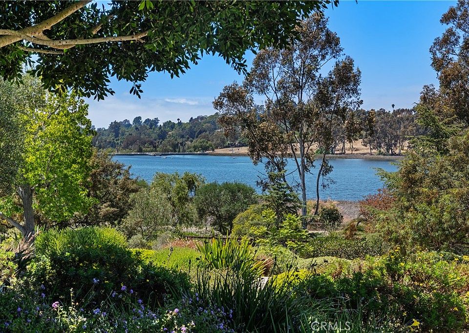 1st image of 6533 Lago Lindo