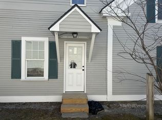 56 High St #B, Quechee, VT 05059