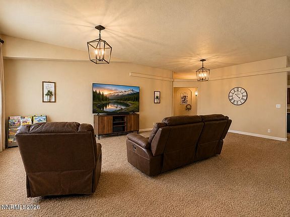 4th image of 4755 Saddlehorn Dr