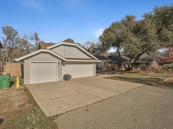 2nd image of 2875 Clemson Dr