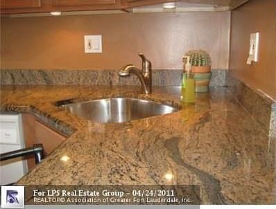 4th image of 1319 E Hillsboro Blvd APT 112