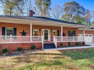 194 Beracah Rd, Mooresville, NC 28115