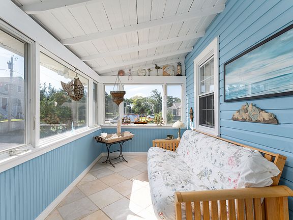 5th image of 18 Beach Rd
