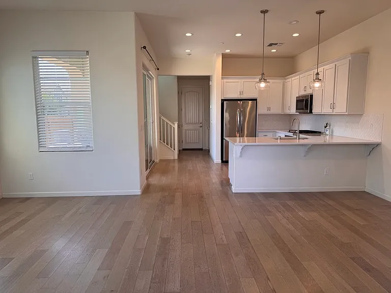 4389 Natomas Central Dr — Photo 3