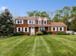 303 Heritage Dr, Whitehouse Station, NJ 08889