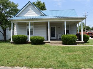 402 W 7th St, Seymour, IN 47274