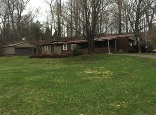 9644 Point Peter Rd, Gowanda, NY 14070