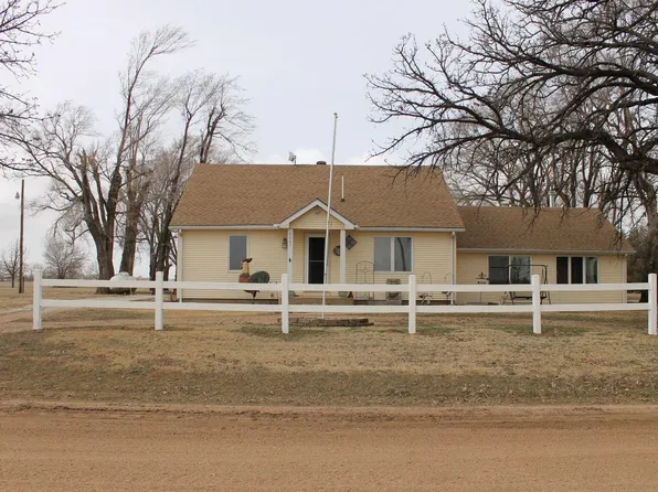 7607 S Victory Rd, Burrton, KS 67020