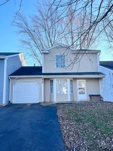 617 Yale Ln #617, Island Lake, IL, 60042