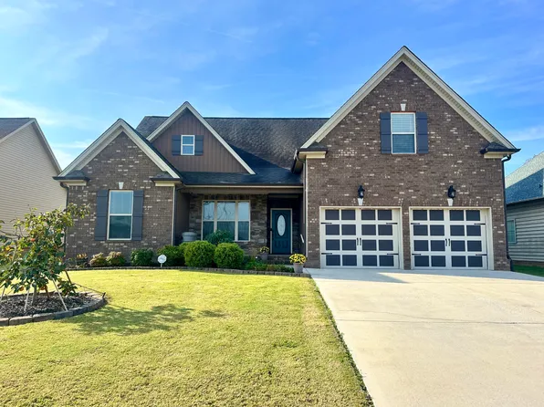 8488 Lexie Ln, Ooltewah, TN 37363