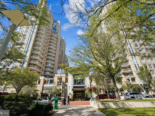 11990 Market St Unit 1202, Reston, VA 20190
