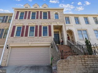8 Bloomingdale Ct, Rockville, MD 20852