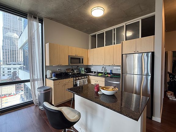 2nd image of 235 W Van Buren St Unit 2314