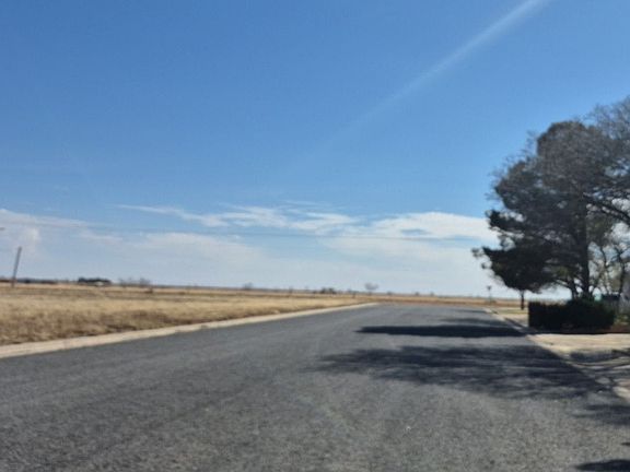 5th image of 2220 Rice Dr