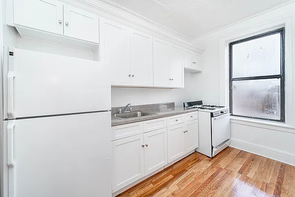 Rented by Modern Spaces | media 5