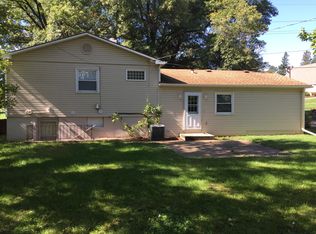 7171 N 60th St, Omaha, NE 68152